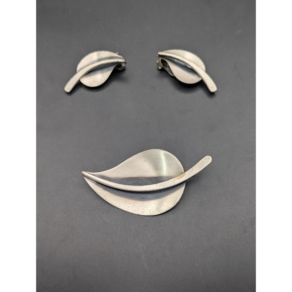 Vintage Beau Sterling Silver 925 MCM Leaf Brooch & Clip On Earrings Set